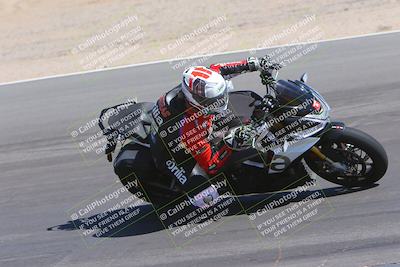 media/Oct-01-2023-SoCal Trackdays (Sun) [[4c570cc352]]/Turn 10 Inside (1250pm)/